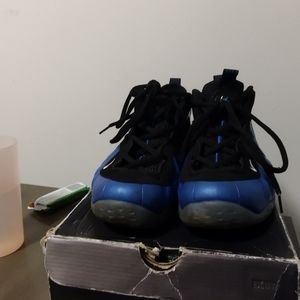 Nike Foamposite sz9